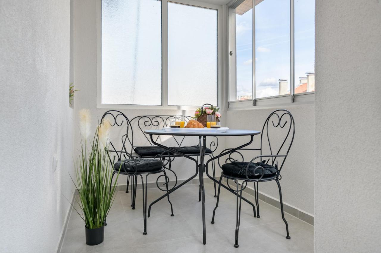 Лукс На Море Luxury Apartment In Downtown With Garage Varna Luaran gambar
