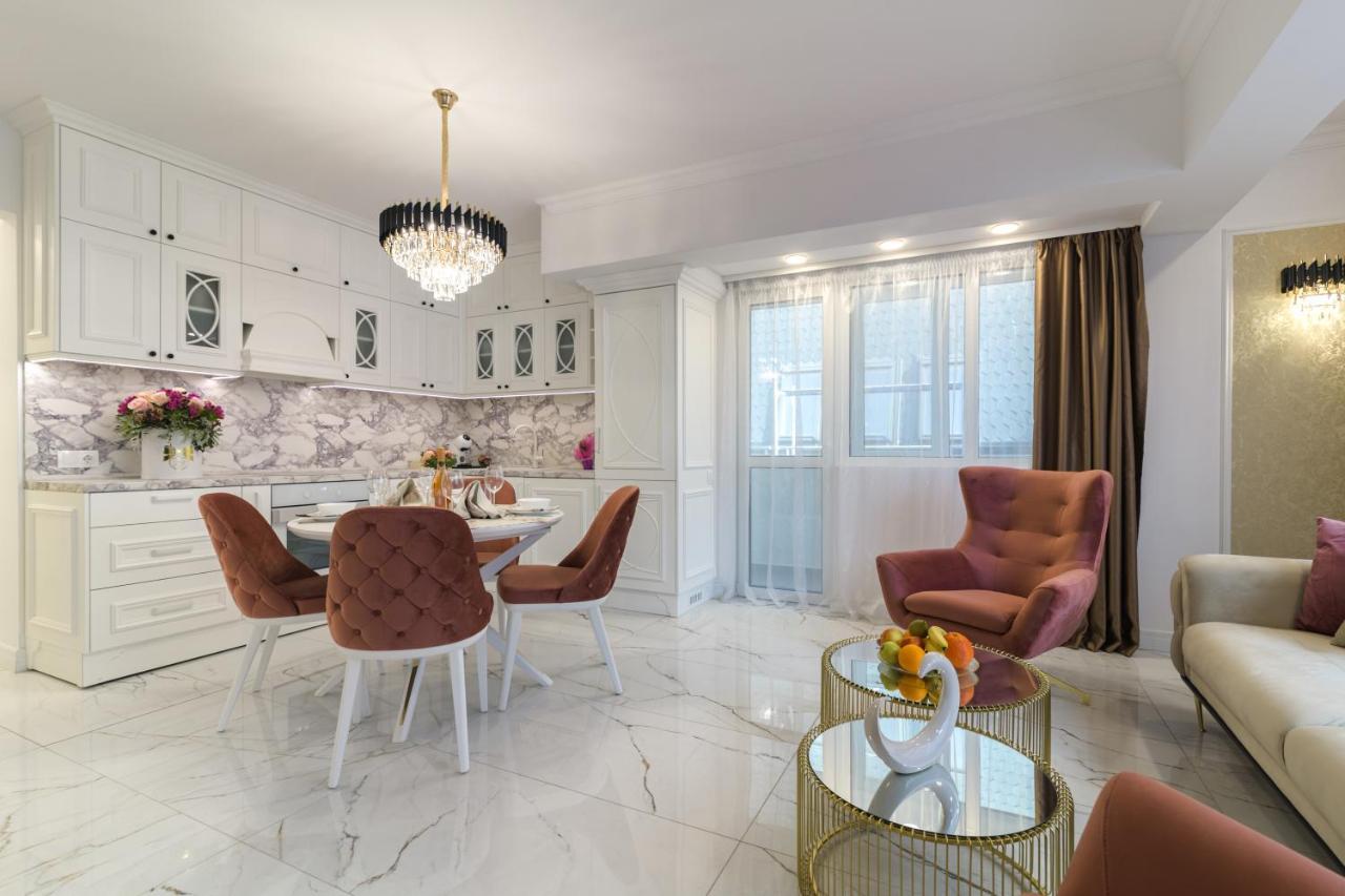 Лукс На Море Luxury Apartment In Downtown With Garage Varna Luaran gambar